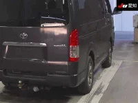 Toyota HIACE VAN лот № 20024 оценка 3  с аукциона в Японии 7