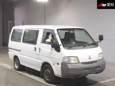 Mitsubishi DELICA
