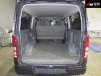 Toyota HIACE VAN лот № 20029 оценка 3  с аукциона в Японии 3