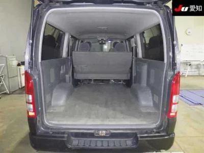 Toyota HIACE VAN  с аукциона в Японии