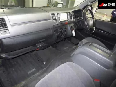 Toyota HIACE VAN  с аукциона в Японии