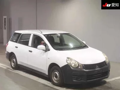 Mitsubishi LANCER VAN