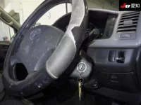 Toyota HIACE VAN лот № 20038 оценка 3  с аукциона в Японии 4