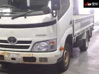 Toyota DYNA лот № 20039 оценка 3  с аукциона в Японии 6