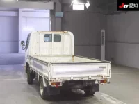 Toyota DYNA лот № 20039 оценка 3  с аукциона в Японии 1