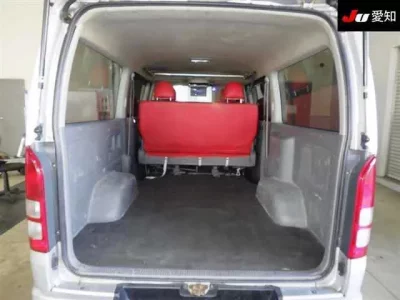 Toyota HIACE VAN  с аукциона в Японии
