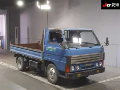 Mazda TITAN  с аукциона в Японии