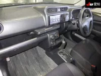 Toyota SUCCEED лот № 20053 оценка 3.5  с аукциона в Японии 2