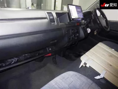 Toyota REGIUS ACE VAN  с аукциона в Японии