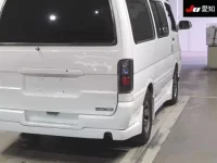 Toyota HIACE VAN лот № 20078 оценка R  с аукциона в Японии 7