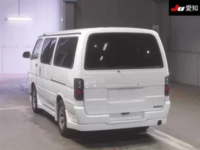 Toyota HIACE VAN  с аукциона в Японии