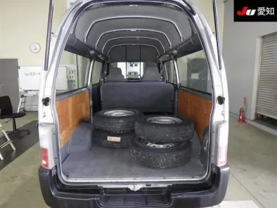 Nissan CARAVAN VAN  с аукциона в Японии