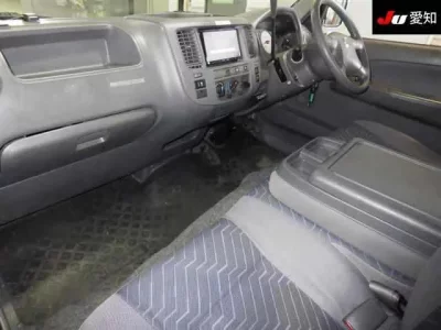 Nissan CARAVAN VAN  с аукциона в Японии