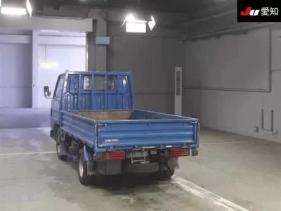 Mazda TITAN  с аукциона в Японии