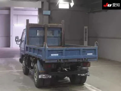 Mazda TITAN  с аукциона в Японии