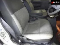 Toyota HIACE VAN лот № 20133 оценка 3  с аукциона в Японии 5