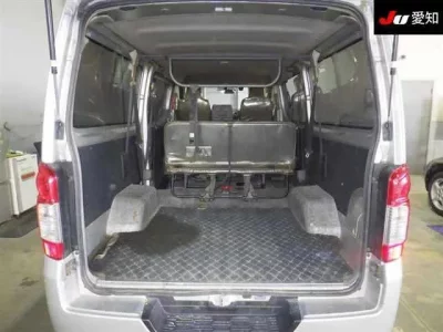 Nissan CARAVAN VAN
