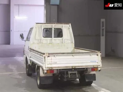 Mazda TITAN  с аукциона в Японии