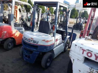 KOMATSU FORKLIFT