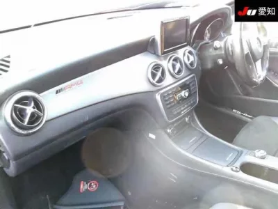 Mercedes-Benz CLA CLASS