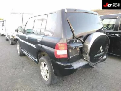 Mitsubishi PAJERO IO