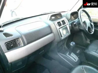 Mitsubishi PAJERO IO