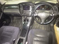 Toyota KLUGER лот № 8150 оценка R  с аукциона в Японии 2