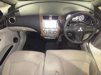 Mitsubishi COLT PLUS