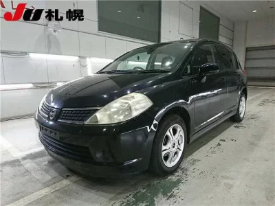 Nissan TIIDA  с аукциона в Японии