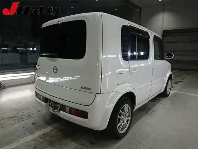 Nissan CUBE  с аукциона в Японии