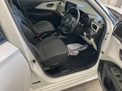 Suzuki SWIFT  с аукциона в Японии