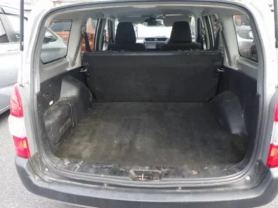 Toyota SUCCEED  с аукциона в Японии