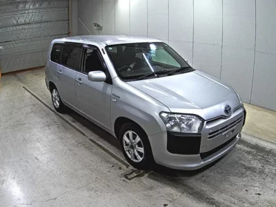 Toyota SUCCEED  с аукциона в Японии