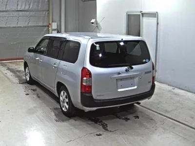 Toyota SUCCEED  с аукциона в Японии