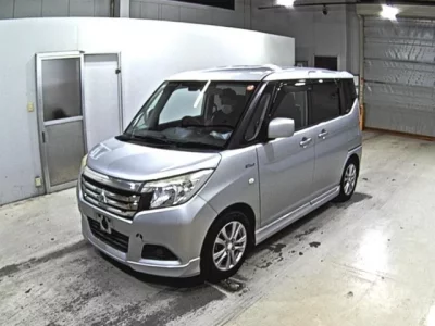 Mitsubishi DELICA D2