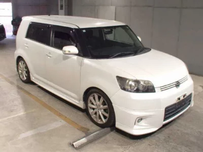 Toyota COROLLA RUMION