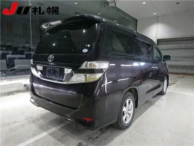 Toyota VELLFIRE  с аукциона в Японии
