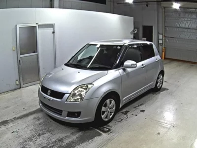Suzuki SWIFT  с аукциона в Японии