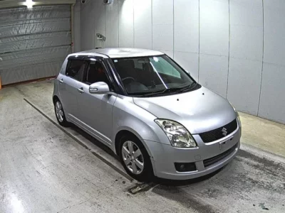 Suzuki SWIFT  с аукциона в Японии
