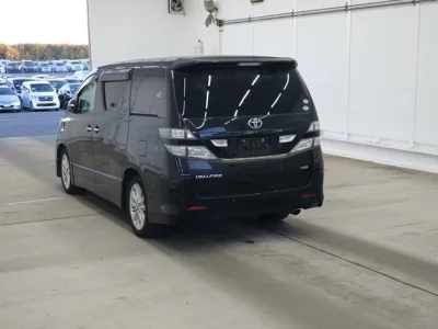 Toyota VELLFIRE  с аукциона в Японии