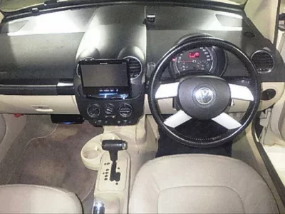 Volkswagen NEW BEETLE