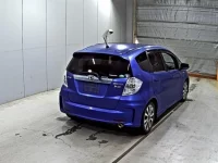 Honda FIT лот № 9090 оценка 3.5  с аукциона в Японии 4