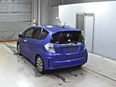 Honda FIT  с аукциона в Японии