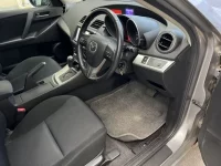 Mazda AXELA лот № 2058 оценка 4  с аукциона в Японии 3