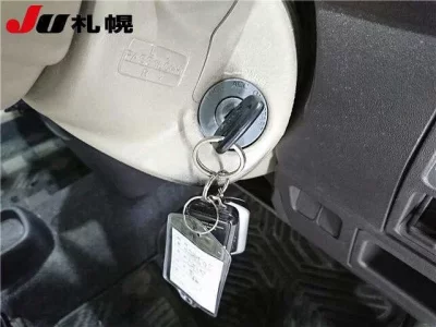 Toyota SIENTA  с аукциона в Японии