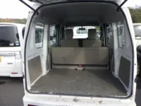 Mitsubishi MINICAB VAN лот № 9109 оценка 3.5  с аукциона в Японии 2