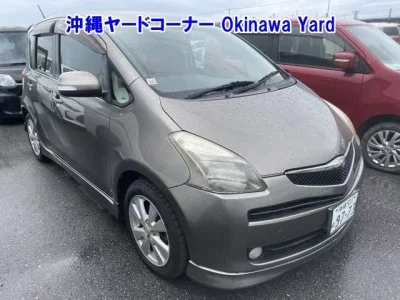 Toyota RACTIS  с аукциона в Японии