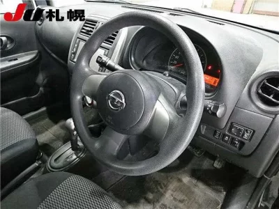 Nissan MARCH  с аукциона в Японии