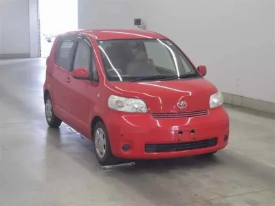 Toyota PORTE  с аукциона в Японии