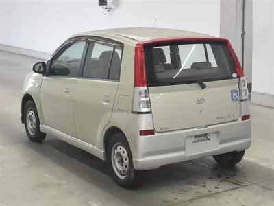 Daihatsu MIRA  с аукциона в Японии